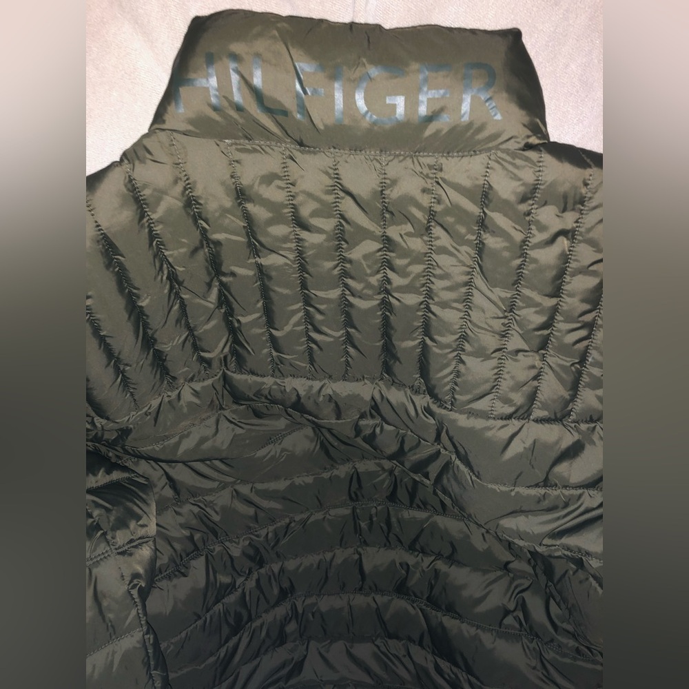 TOMMY HILFIGER STAND COLLAR PACKABLE PUFFER